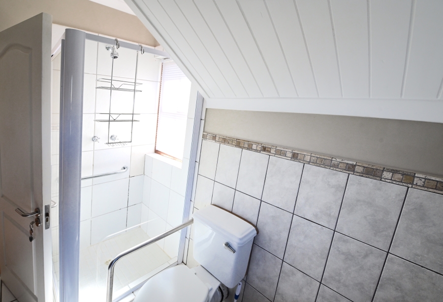 3 Bedroom Property for Sale in Narnia Western Cape